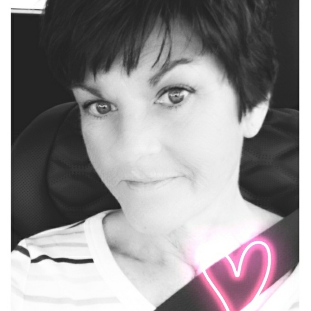 Meet your Posher, Sharla